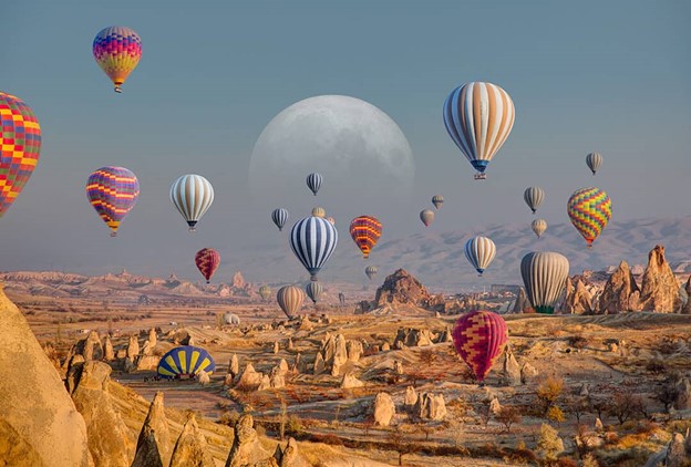 Pictures of hot air balloons in Cappadocia for the Hot Air Balloon Festival
